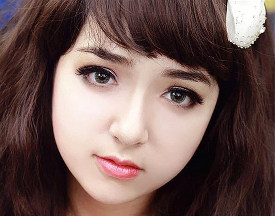 yeu qua xinh nua
